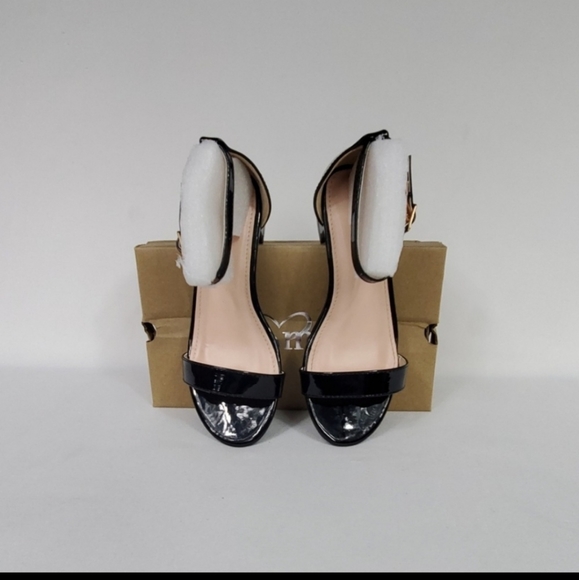 Shoes NWT NIB - Picture 8 of 13